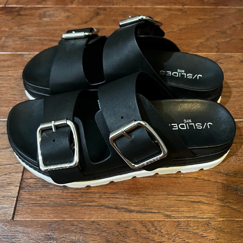 J/SLIDES Double buckle sandals size 7 ½